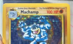 Pokemon Machamp 8/102 1st edition - Image 3