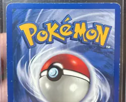 Pokemon Machamp 8/102 1st edition - Image 5