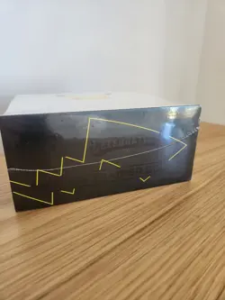 Pokemon TCG Celebrations 25th Anniversary Elite Trainer Box ETB Sealed - Image 4