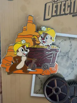 2026 DISNEY PIN DARING DETECTIVES BIG THUNDER RAILRAOD CHIP DALE 2 PINS LE3000 - Image 4