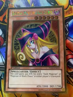 Konami Yu-Gi-Oh! Dark Magician Girl PGLD-EN033 1st Edition Gold Rare Holo - Image 1
