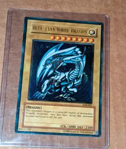 Yu-Gi-Oh Ultra Rare Original Blue-Eyes White Dragon Holo Card SDK-001 - Image 3