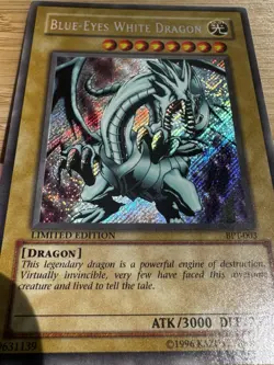 Yu-Gi-Oh TCG Blue-Eyes White Dragon BPT-003 Secret Rare Limited Edition - Image 2