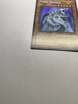 Yugioh Cyber Dragon Limited Edition Secret Rare CT03-EN002 HP - Image 3