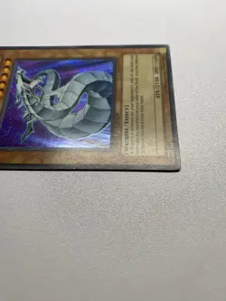 Yugioh Cyber Dragon Limited Edition Secret Rare CT03-EN002 HP - Image 4