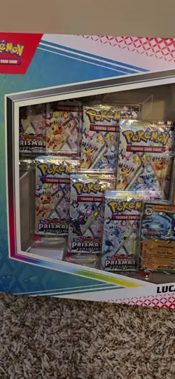 Pokemon - Lucario Ex And Tyranitar Ex Premium Collection Box - Image 2