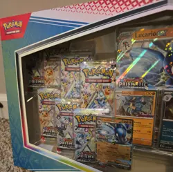 Pokemon - Lucario Ex And Tyranitar Ex Premium Collection Box - Image 4