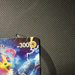 Pokemon TCG Jolteon VMAX SWSH184 Sword & Shield Promo Holo ENG 2021 - Image 4