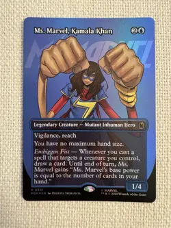 Ms. Marvel, Kamala Khan (Borderless Foil) R0361 Marvel Super Heroes MTG NM - Image 1