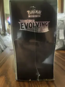 Pokemon TCG: Sword & Shield-Evolving Skies Elite Trainer Box 728192533419 - Image 2