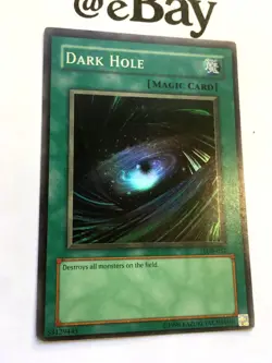 YUGIOH - DARK HOLE - LOB-052 - SUPER RARE - NEAR MINT LEGEND OF BLUE-EYES DRAGON - Image 2