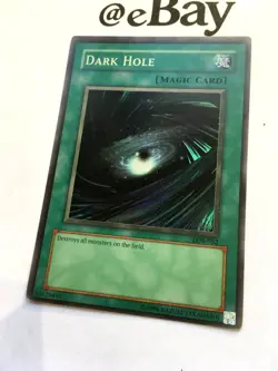 YUGIOH - DARK HOLE - LOB-052 - SUPER RARE - NEAR MINT LEGEND OF BLUE-EYES DRAGON - Image 3
