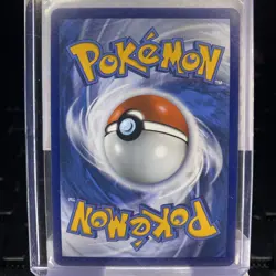 Pokemon TCG Umbreon Gold Star 17/17 Celebrations Classic Collection - Image 2
