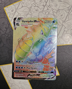Pokemon TCG Gyarados VMAX Full Art Secret Rare 207/203 Evolving Skies Holo ENG - Image 1