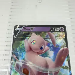 Pokemon Mew V 069/189 Sword & Shield Darkness Ablaze - Image 2