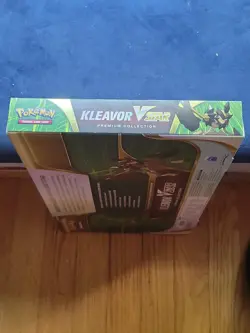 Pokemon TCG Kleavor V Star Premium Collection Box Fusion Strike booster packs - Image 4