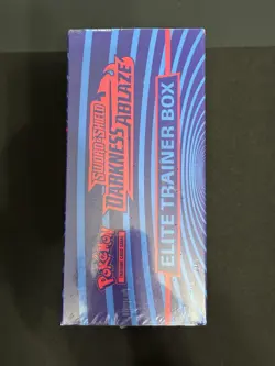 Pokemon TCG Sword & Shield Darkness Ablaze Elite Trainer Box - Image 2