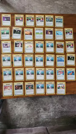 Pokemon Cards Approx 500 Energies And 550 Non Holos - Image 5