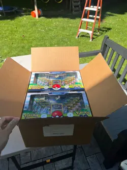 Pokemon Go TCG Radiant Eevee Collection Box Factory Sealed New 2022! - Image 1