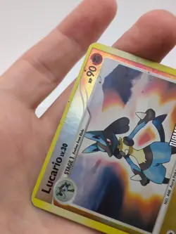 2007 Diamond and Pearl Lucario Reverse Holo Stamped 6/130 Pokemon - Image 2