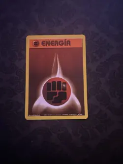 Fighting Energia 97/102 (SPANISH) - Base Set - Pokemon Card D1 - Image 1