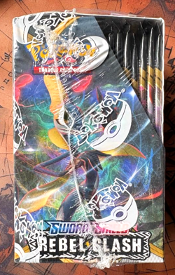 Rebel Clash Half Booster Box (18 Packs) - SWSH - New & Sealed - Pokemon TCG - Image 5