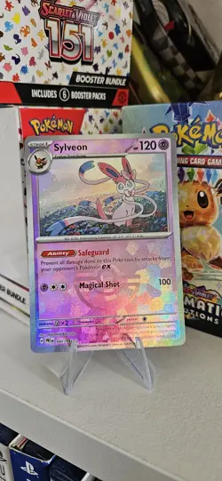 Pokemon TCG Sylveon Prismatic Evolutions Pokeball Reverse Holo Card 040/131 Mint - Image 1