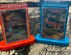 Pokemon card display stand (CARDS NOT IN CLUDED) - Image 1