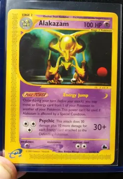 Alakazam Skyridge Non-Holo Rare Card 2/144 NM - Image 1