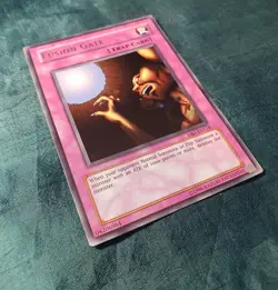 YuGiOh - Trap Hole DB1-EN118 - Fusion Gate Misprint - Wrong Name Error - Image 3