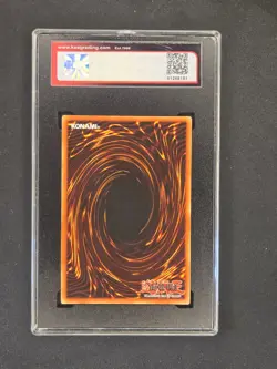 YU-GI-OH Blue Eyes White Dragon SDK-001 KSA8.5 NMM+ - Image 3