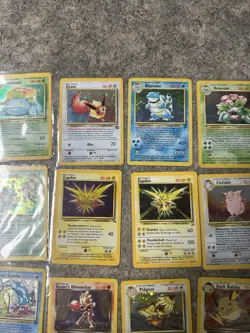 Vintage Pokemon Card Lot Wotc Holo Dragonite, Blastoise, Venusaur Etc x27 MP-dmg - Image 3