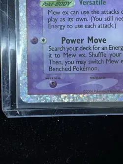 Pokemon TCG Mew ex 88/92 Celebrations: Classic Collection Holo NM - Image 3