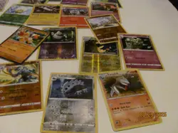 POKEMON LOT OF 39 HALO AND REVERSE HALO CARDS - Image 4