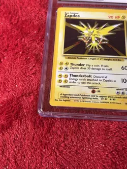 CGC 8.5 NM/MINT+ Zapdos 16/102 Base Set Holo Pokemon Card - Image 4