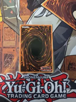 YUGIOH TRI-EDGE LEVIA PGLD-EN026 GOLD SECRET UNLIMITED ED NM - Image 2