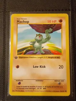 Pokemon 1st Edition Machop 052/102 Base Set Shadowless Card - Image 1