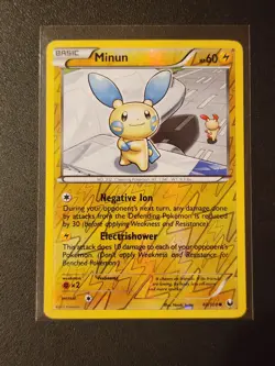 Minun 40/108 B&W Dark Explorers Pokemon Card Reverse Holo Foil Rare NM - Image 1