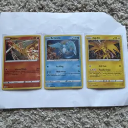 Pokemon Cosmos Holo Lot of 3 Moltres/Articuno/Zapdos NM - Image 1