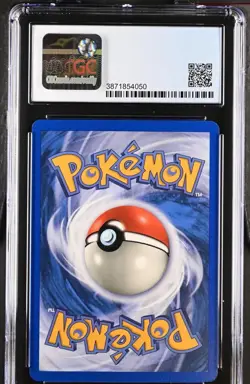 Poliwrath H24/H32 Skyridge Holo Cgc 8.5 (NOT PSA) SWIRL - Image 2