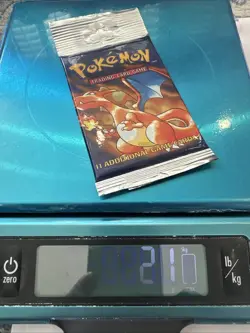 Pokemon Base Set Unlimited Booster Pack Charizard Artwork Factory Sealed 21-22g+ 742818061582 - Image 3