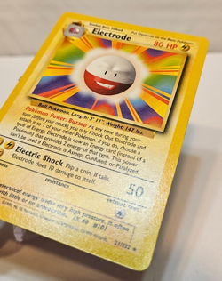 Electrode 21/102 Rare Unlimited Base Set Pokemon 1844 - Image 2