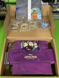 Disney Lorcana Archazia Island League Promo Card Complete Storage/Pins/cards - Image 1