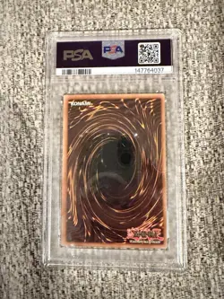Yu-Gi-Oh! Dark Paladin DMG-001 Duel Master's Guide Secret Rare Foil PSA 4 - Image 2