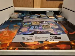 Disney Lorcana D100 Gift Set Rise of the Floodborn Collectors Edition Sealed - Image 3