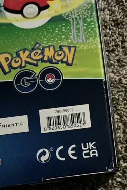 Pokemon TCG: Pokemon Go Radiant Eevee Premium Collection 820650850523 - Image 3