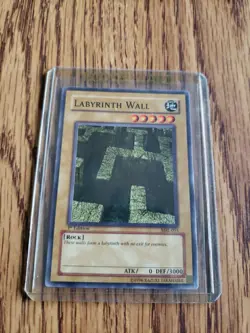 Yugioh TCG! MRL-055 Labyrinth Wall Magic Rulers 1st Edition NM-MT - Image 1