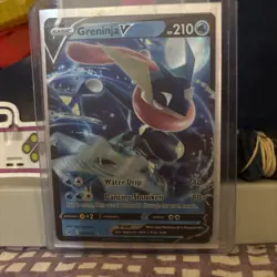 Pokemon TCG Greninja v Fusion Strike Full Art Ultra Rare Holo Card 073/264 - Image 2