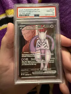 2025 Pokemon DRI EN #213 Rocket's Mewtwo ex Ultra Rare PSA 10 GEM MINT - Image 1