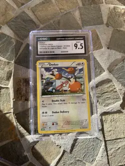 CGC 9.5 Doduo 013/034 Trading Card Game Classic Holo English Pokemon TCG - Image 1